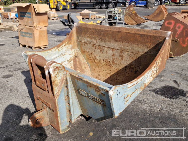 Diversen 2019 64" Trench Digging Bucket 1