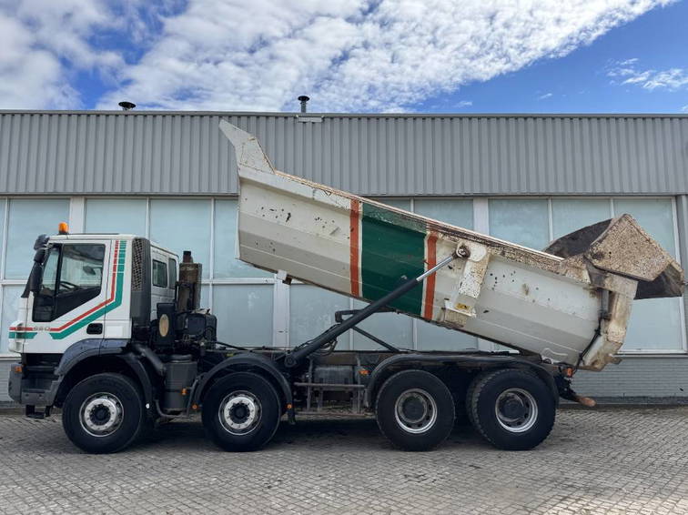 Iveco Trekker 450 2