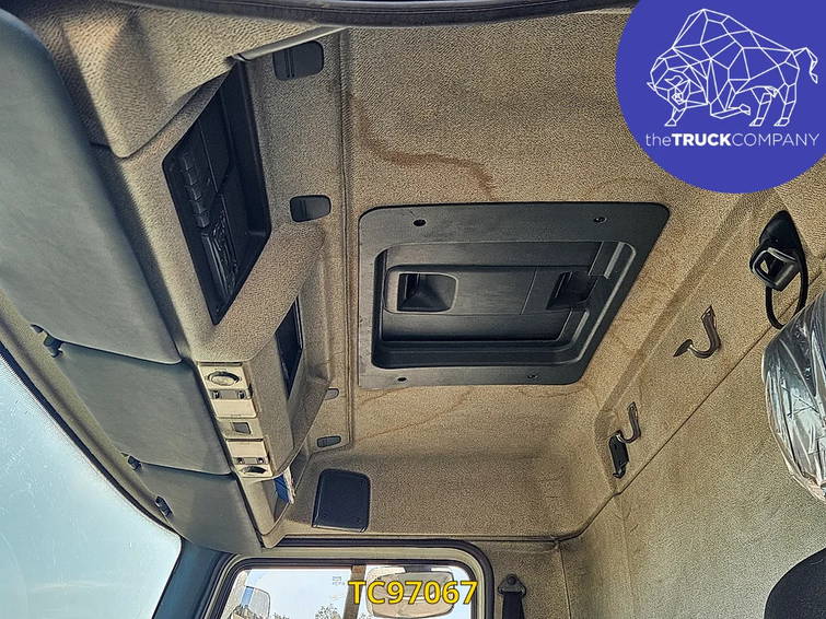 Renault Premium 300 16