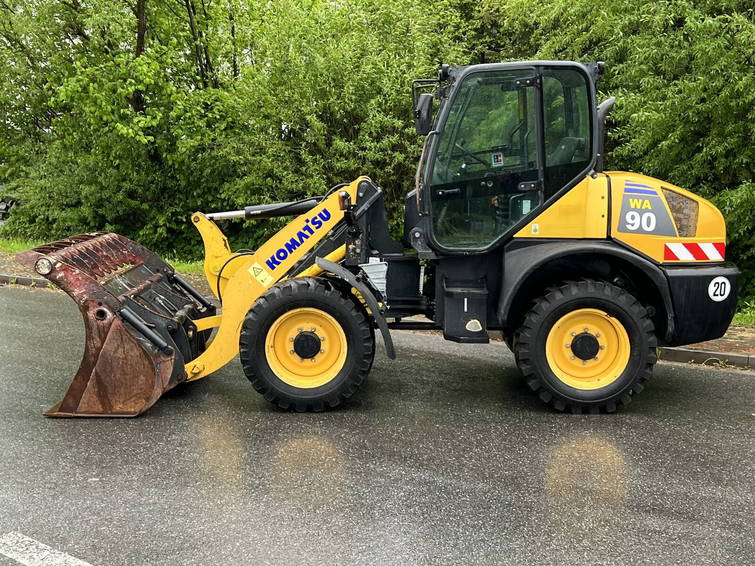 Komatsu WA 90 Stan Idealny 18