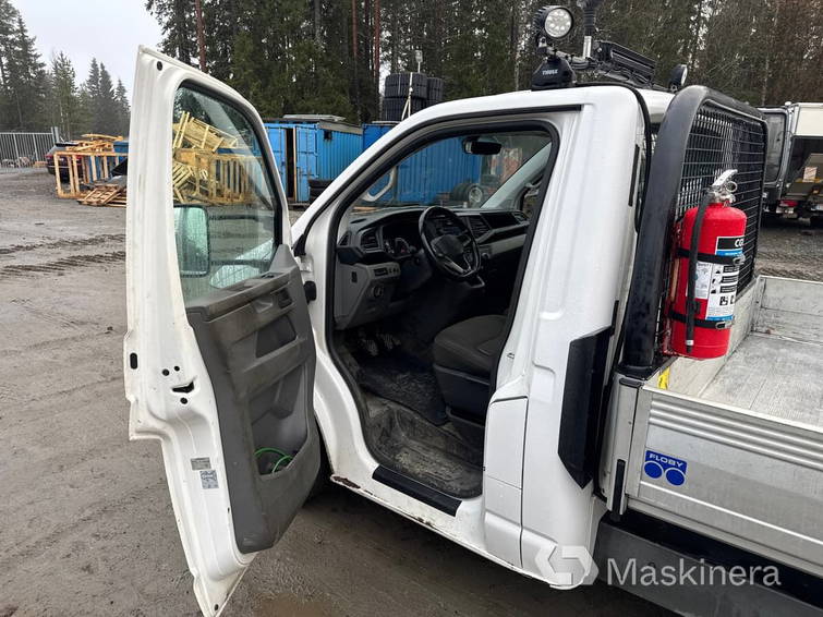 Volkswagen Transporter 9