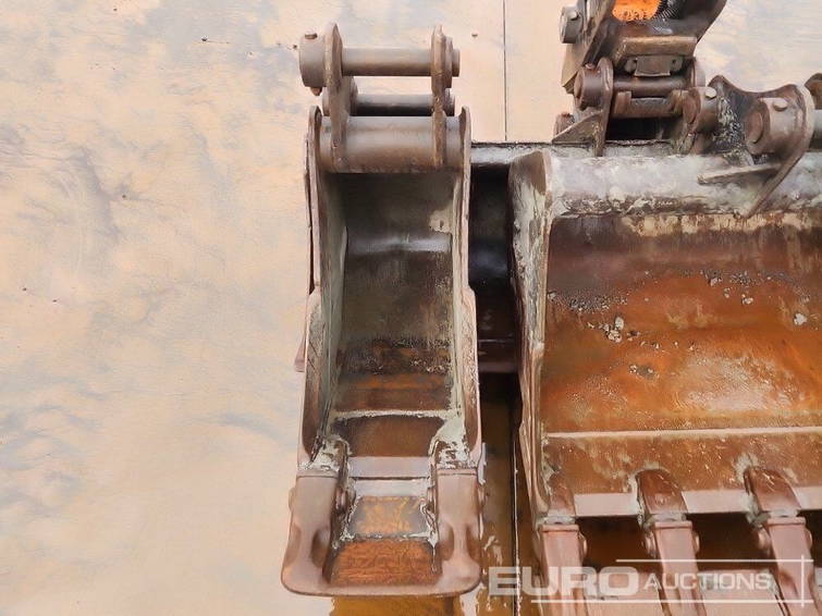 Doosan DX63-3 17