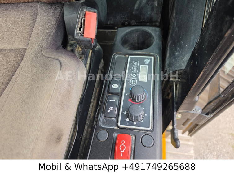 JCB JS200LC OilQuick/ToolControlPlus/Stahlkette 24